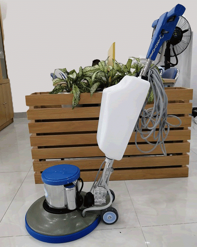 Hình ảnh thực tế sản phẩm máy chà sàn Kungfu Clean HC 522